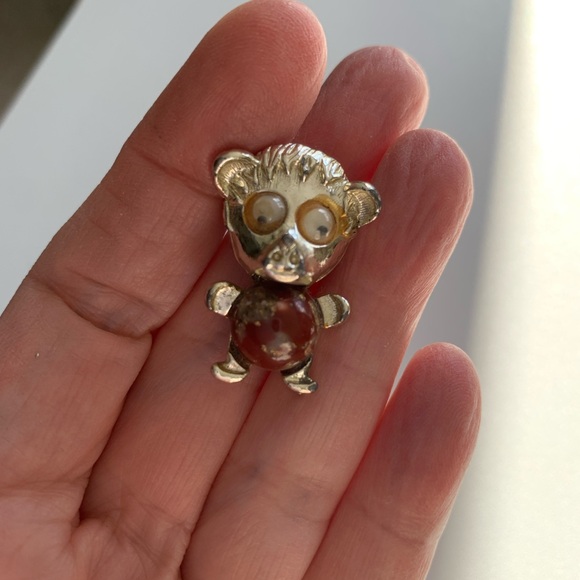 Jelly Belly Google Eyes Brooch. - Picture 5 of 6